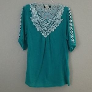 Women's Top